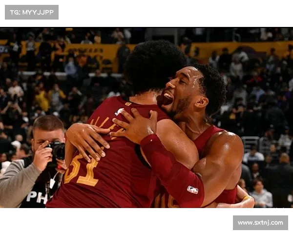 以NBA总冠军为目标的球队如何调整战略与阵容提升争冠几率 以NBA总冠军为目标的球队如何调整战略与阵容提升争冠几率